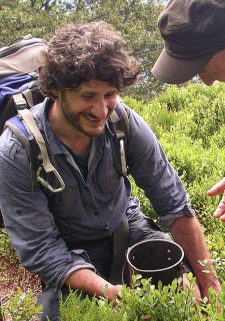 Julien Imbert : instructeur.  Julien est co-auteur de l'ouvrage "Survie en milieu grand froid" avec David Manise.  