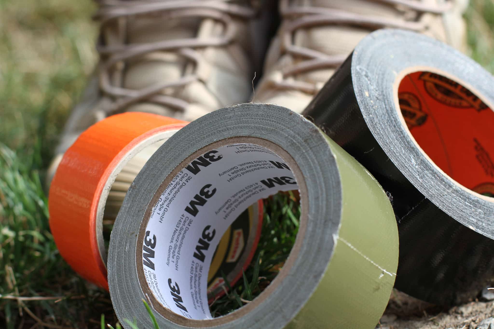 Le 8e jour, Dieu créa le duct tape